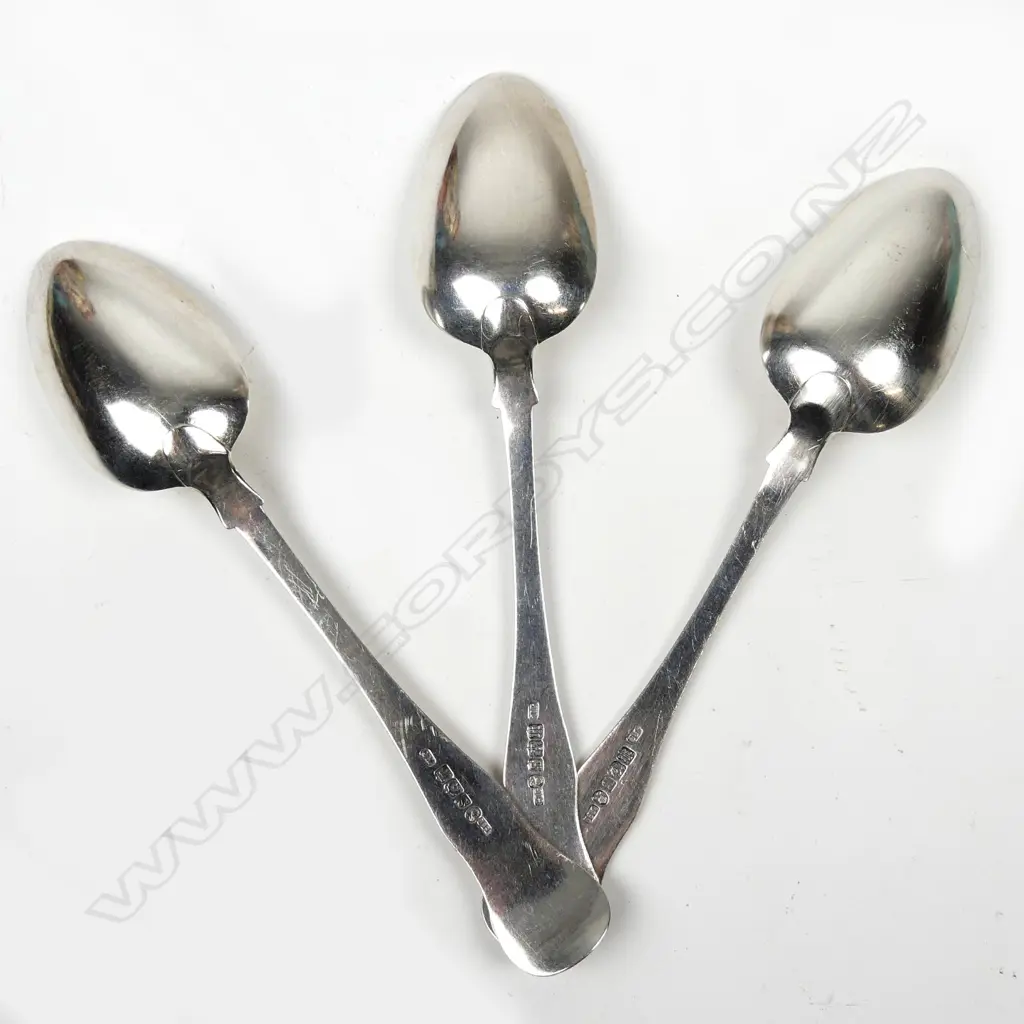 A set of three George III Scottish silver tablespoons Image 1++