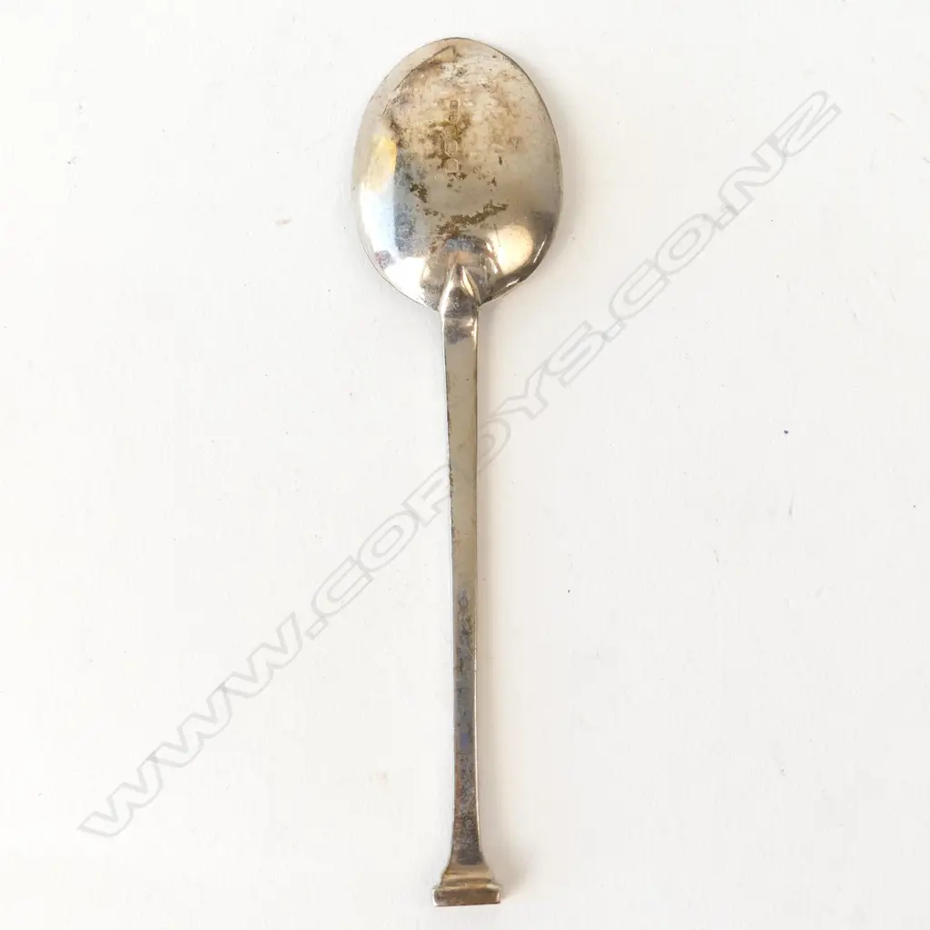A cased set of 20thC silver teaspoons Image 1++