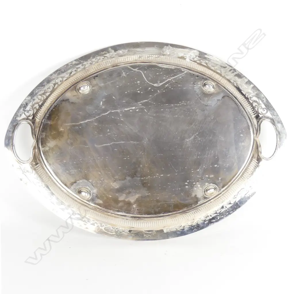 A late Victorian silver tray Image 1++