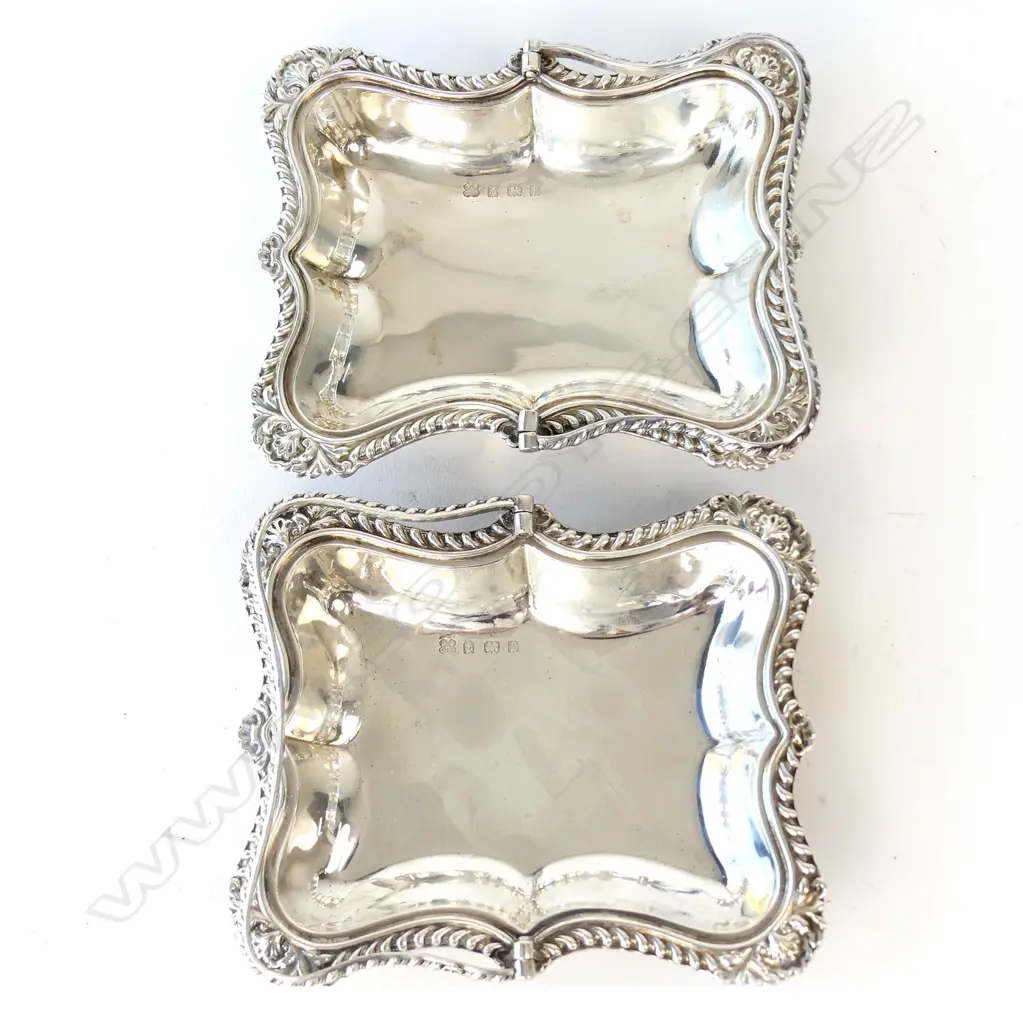 A pair of Edwardian silver bonbon dishes Image 1++