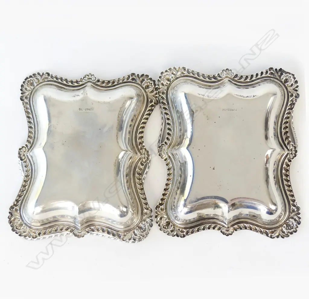 A pair of Edwardian silver bonbon dishes Image 1++
