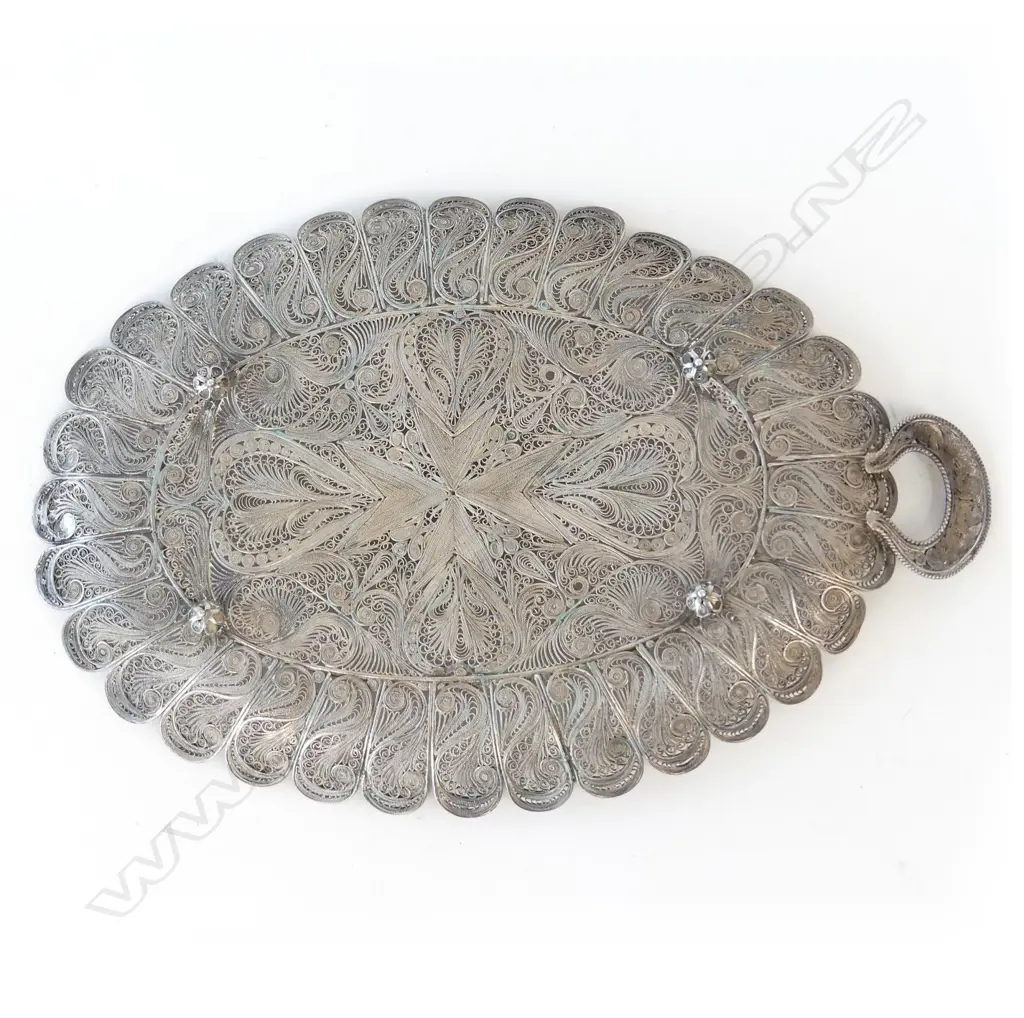 An Indian silver filigree small tray (waiter) Image 1++