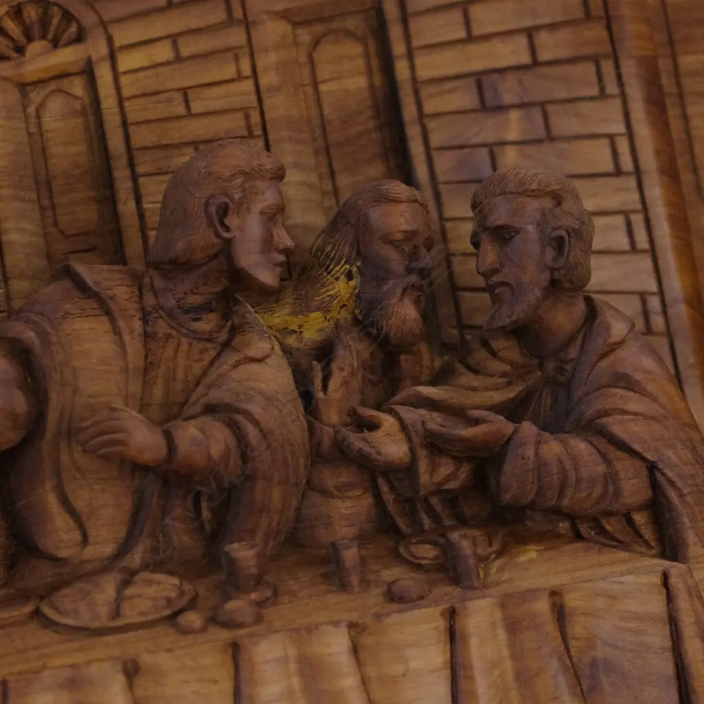 A good large and fine carving of The Last Supper Image 1++