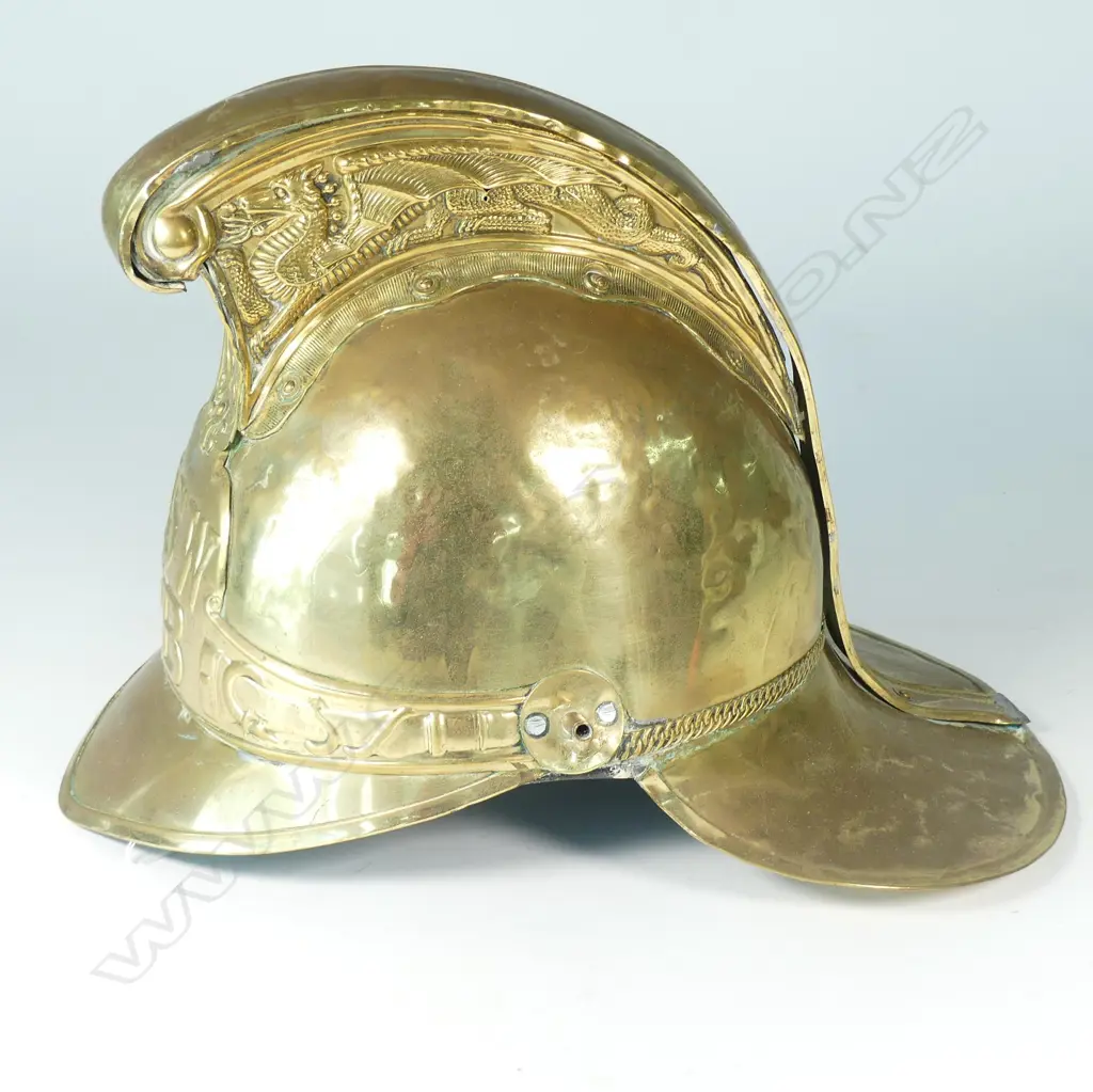 An early 20thC brass New South Wales Fire Brigade fireman's helmet Image 1++