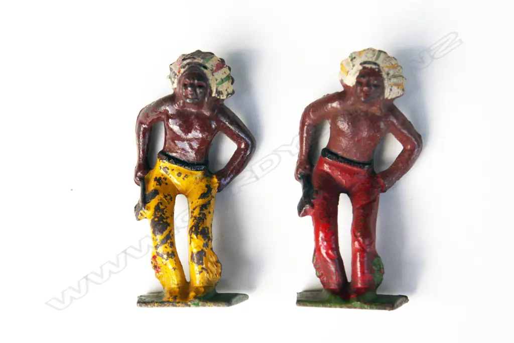 Two ‘Indian Chief’ toy figures Image 1++