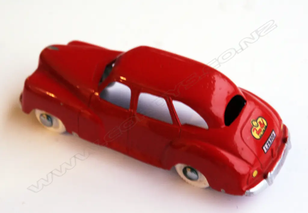 Fun Ho Toys ‘Chevrolet Saloon’ Image 1++