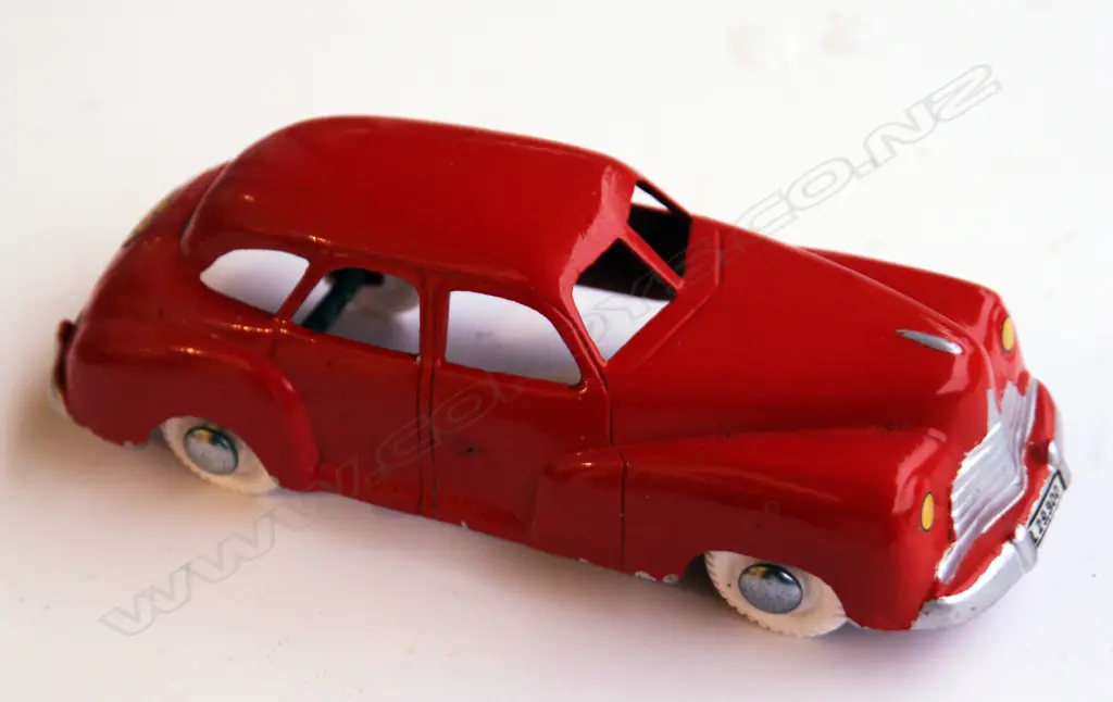 Fun Ho Toys ‘Chevrolet Saloon’ Image 1++