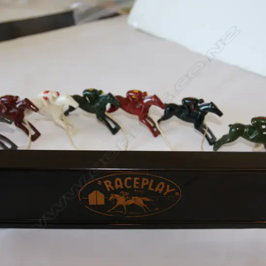 ‘Raceplay’ rare early Bakelite plastic race game featuring ‘Phar Lap’and other famous period racehorses. Wind Up game similar to ‘Escalado