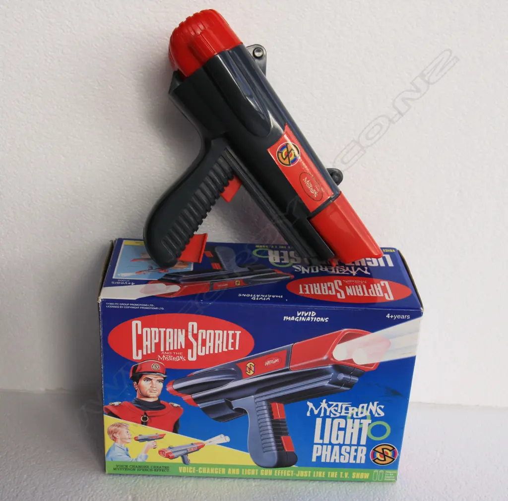 ‘Captain Scarlett’ Mysterons Light Phazer gun Image 1++