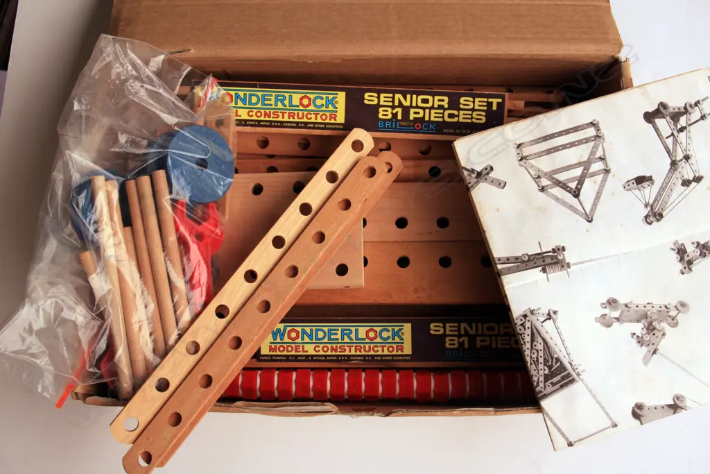 Wooden Construction set ‘Wonderlock’ by Brilock Products Image 1++