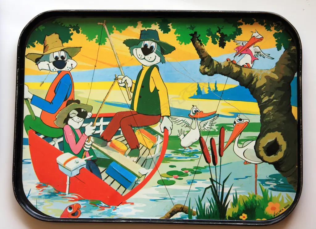 2 Tin Tea Trays for WH Bond Tea by Alex Harvey Industries Auckland Image 1++