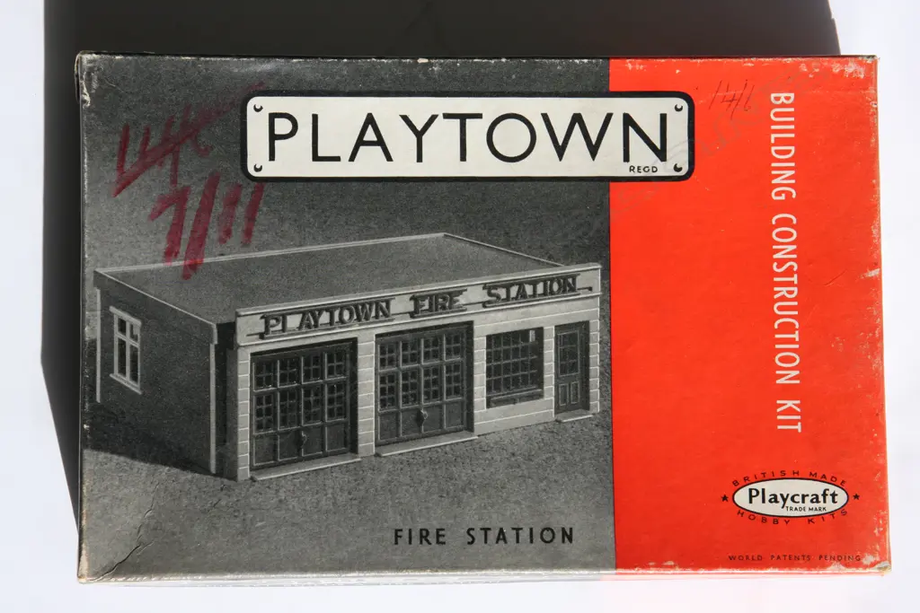 ‘Playtown’ plastic fire station construction kit by Playcraft Toys Image 1++