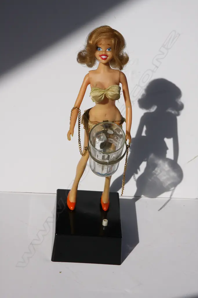 ‘Go-Go Girl drink mixer ‘rare 1950s risqué battery-operated toy Image 1++