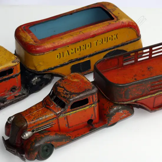 A pair of ‘Diamond T‘ articulated trucks