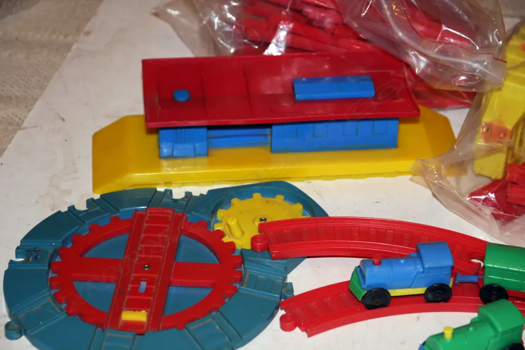 Plastic push along Train Set Image 1++