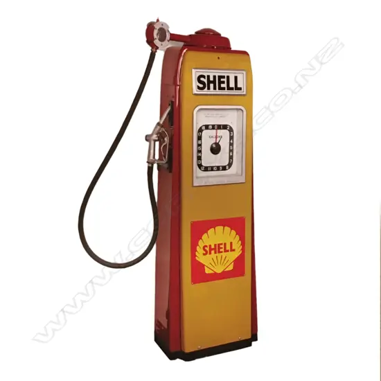 A restored 1960s Avery 101 Hardall Shell forecourt petrol pump