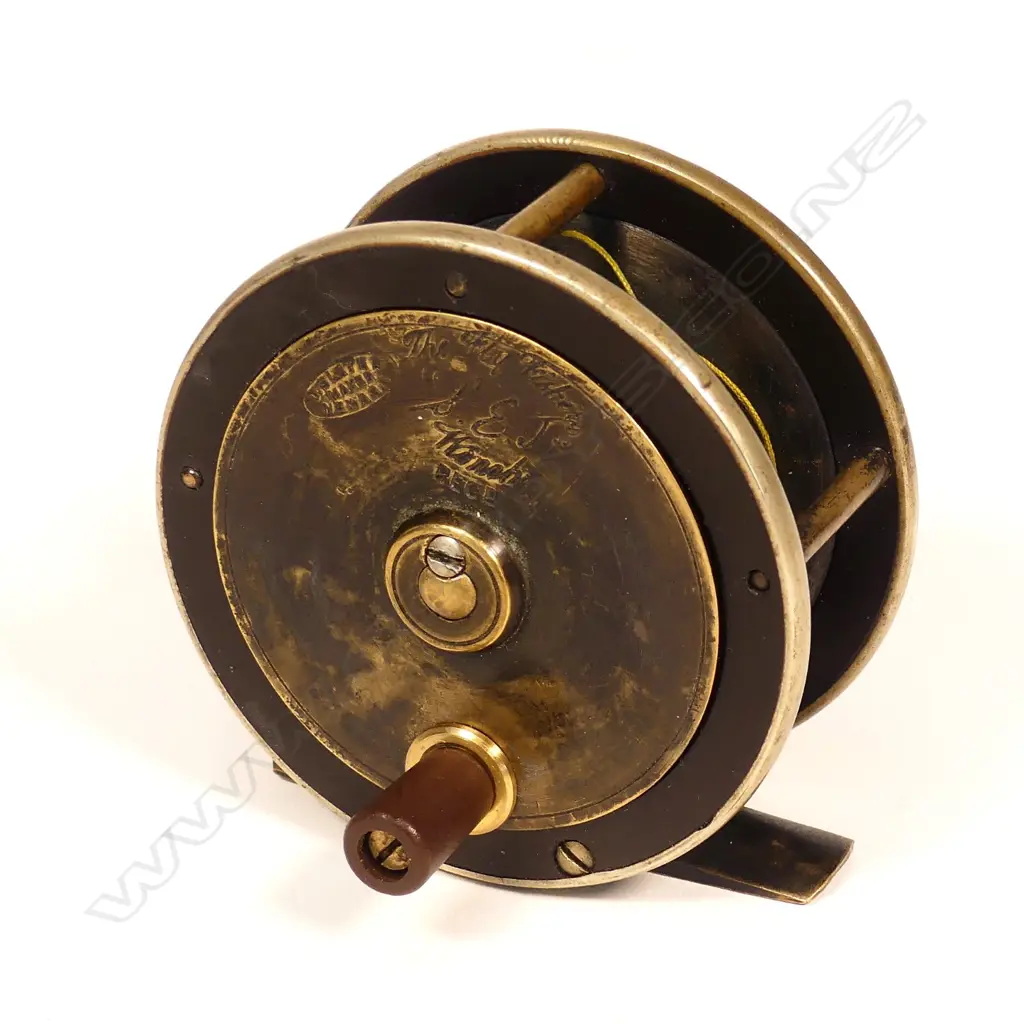 An uncommon David Slater 2⅞" brass and ebonite fly fishing reel Image 1++