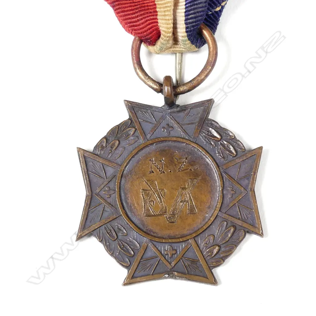 An early membership medal for the New Zealand Empire Veteran’s Association Image 1++
