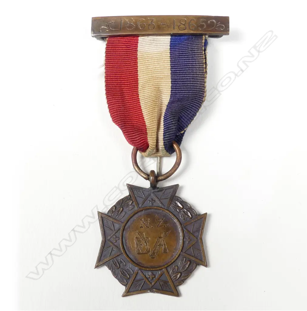 An early membership medal for the New Zealand Empire Veteran’s Association Image 1++