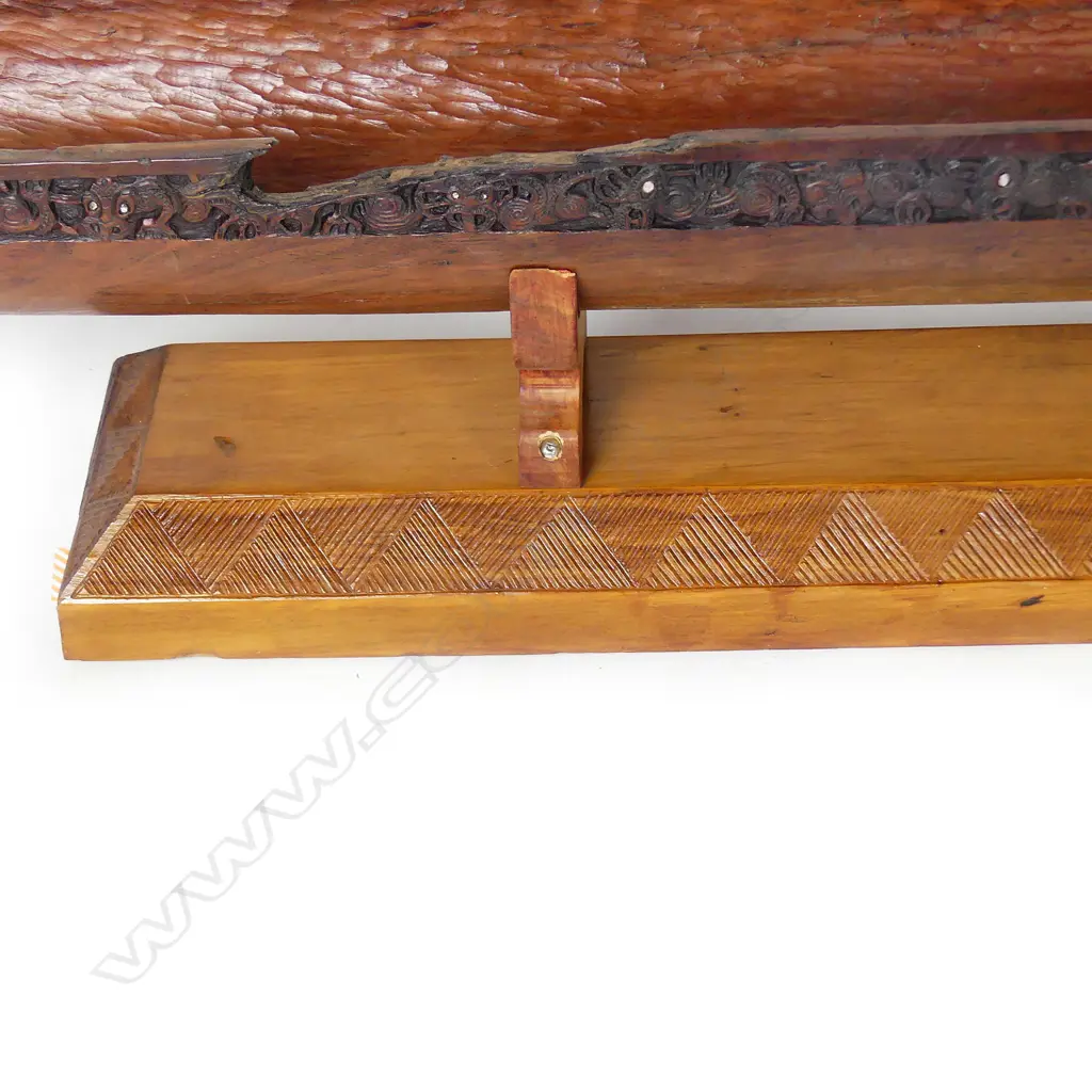 Ian McMillan large model waka Image 1++