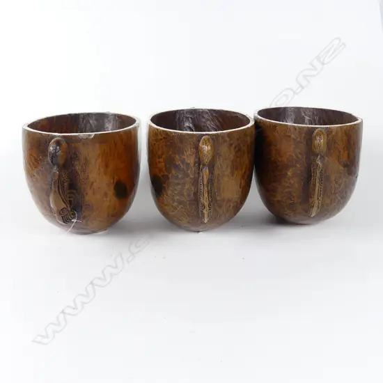 Three Ian McMillan carved stylised bowls