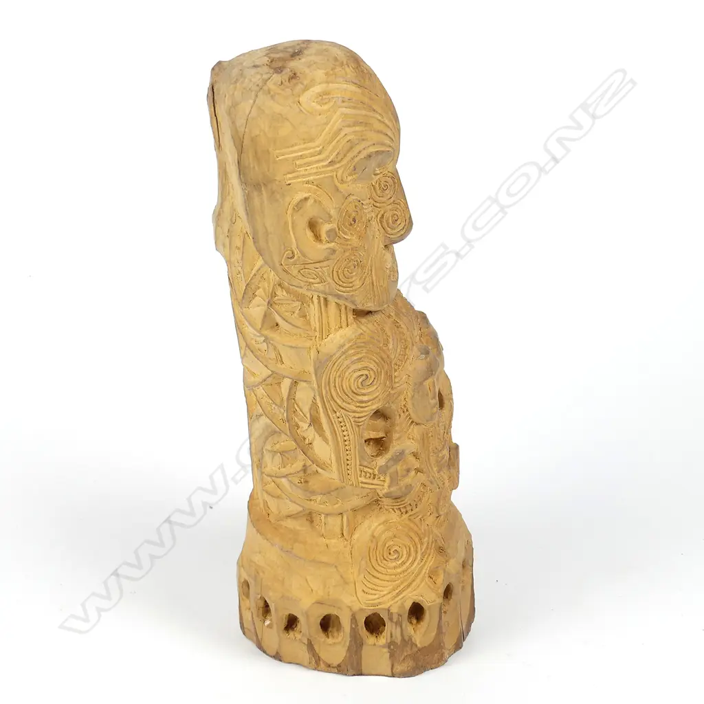 Ian McMillan Maori carved three dimensional figure Image 1++