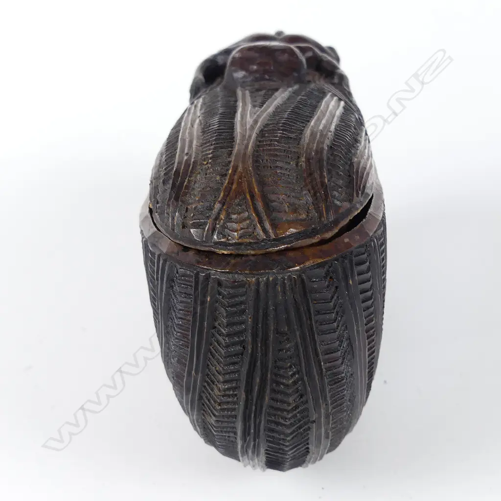 Ian McMillan Maori carved totara ‘whale rider’ wakahuia Image 1++