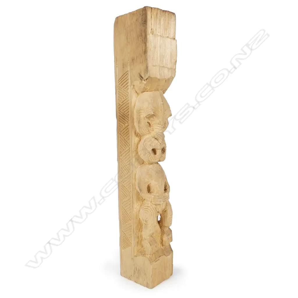 Ian McMillan small carved post Image 1++