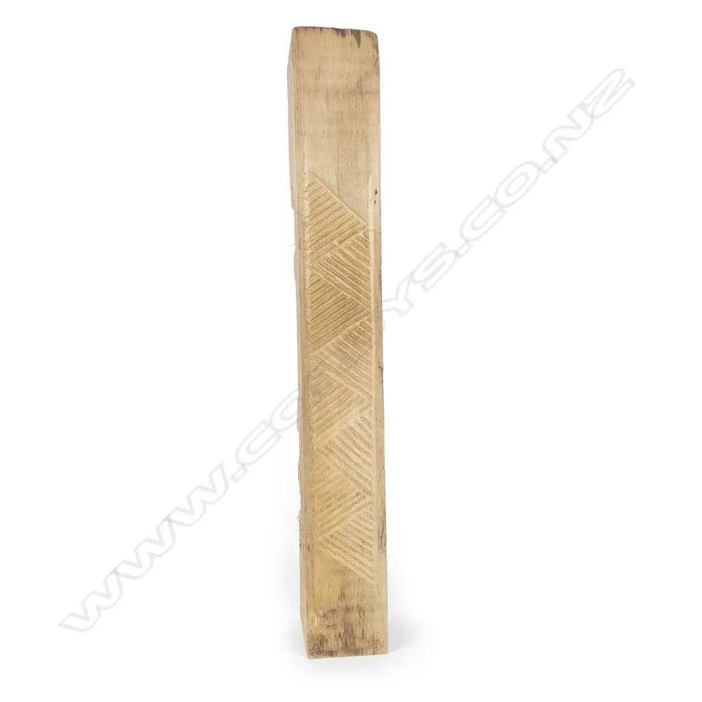 Ian McMillan small carved post Image 1++