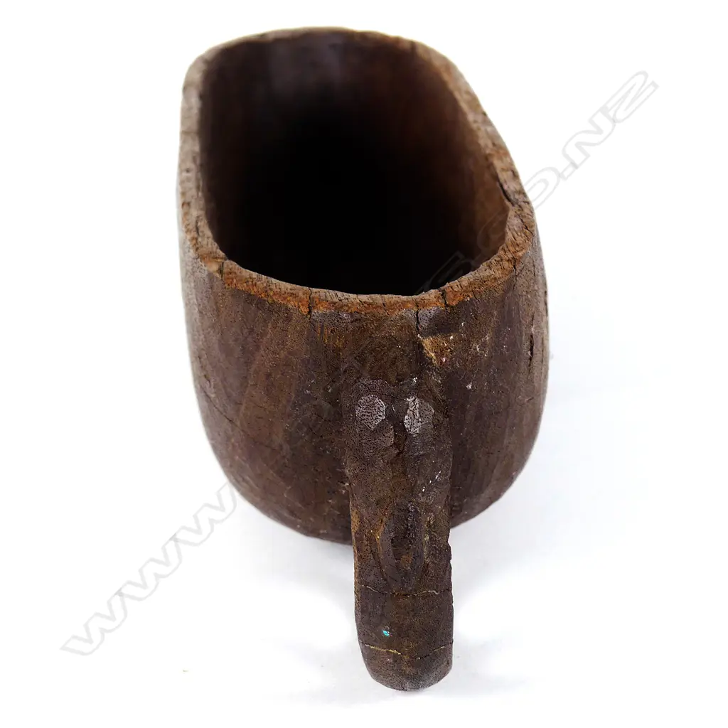 Ian McMillan dark hardwood carved kumete Image 1++