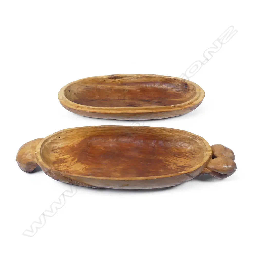 Ian McMillan carved waka kōiwi Image 1++