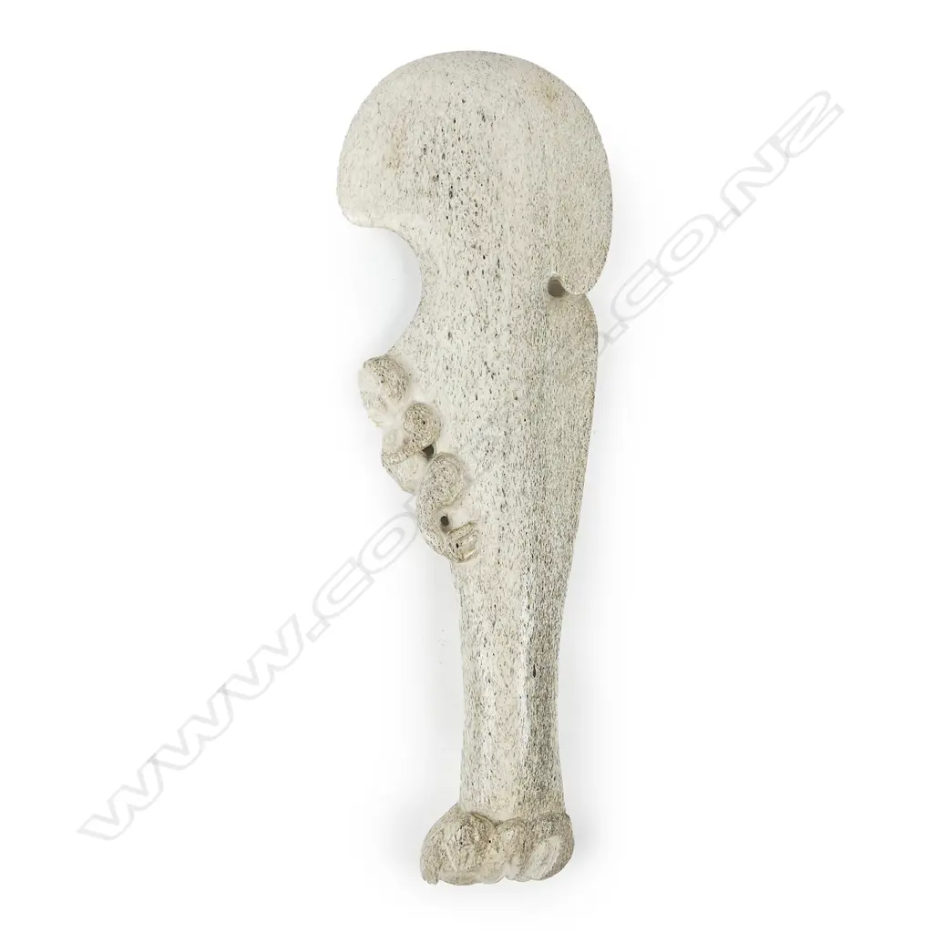 Ian McMillan carved whalebone wahaika hand club Image 1++