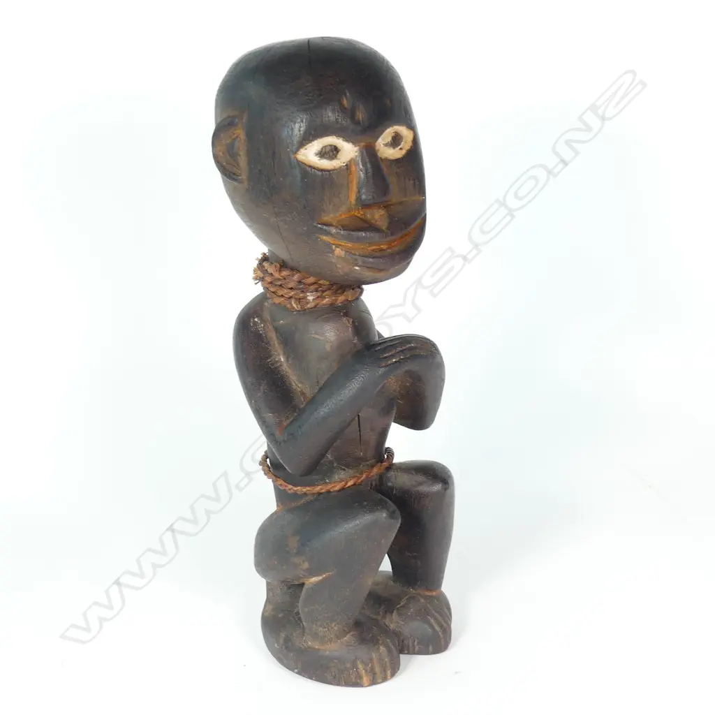 A vintage 'Bembe' Congo ancestor figure Image 1++