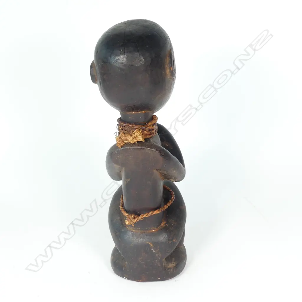 A vintage 'Bembe' Congo ancestor figure Image 1++