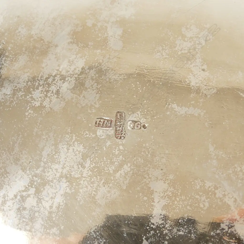 An early 20thC Chinese export silver filigree large bowl Image 1++