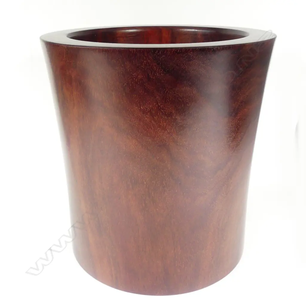 A large rosewood brushpot Image 1++