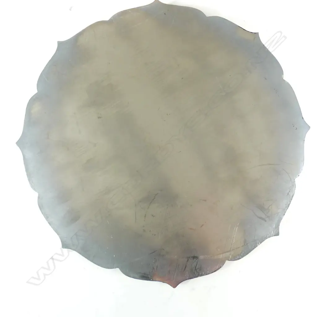 A heavy metal Chinese mirror Image 1++