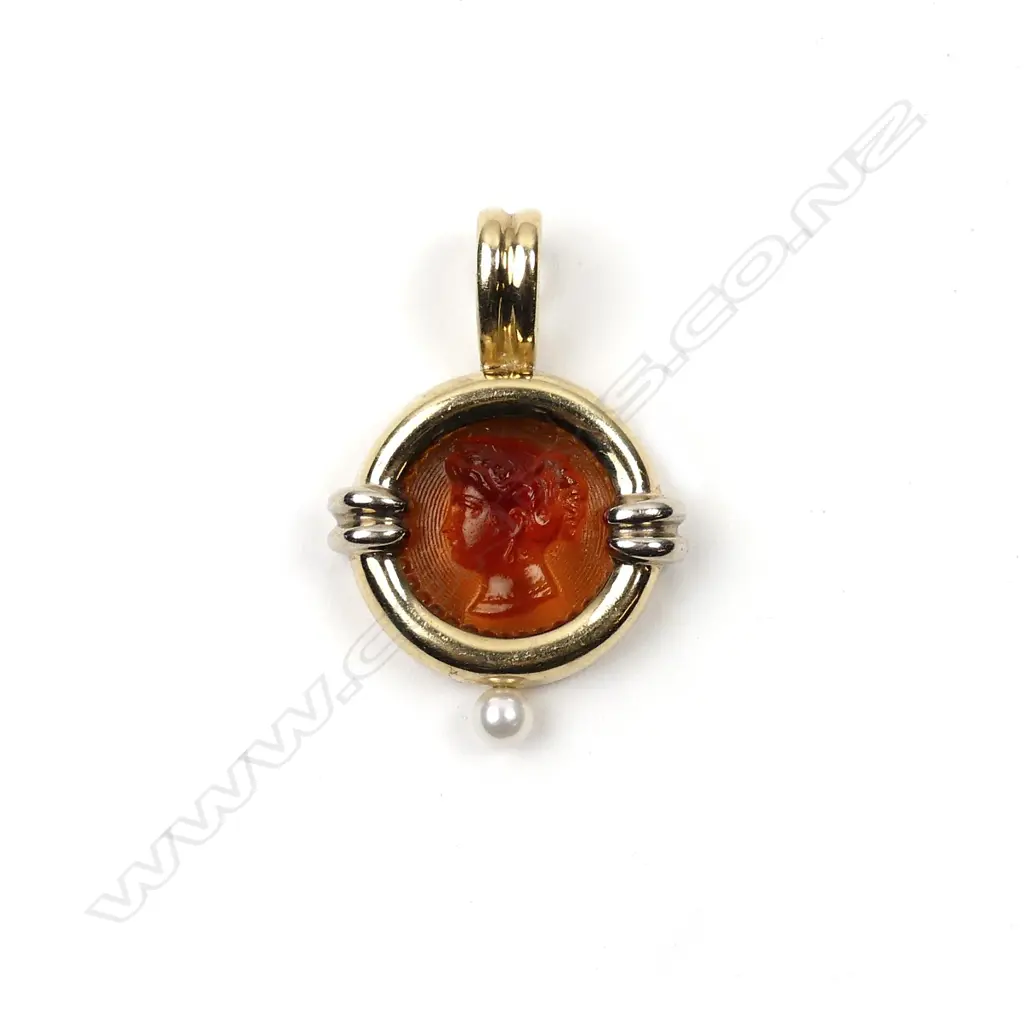 A 9ct. gold mounted classical amber glass and pearl pendant Image 1++