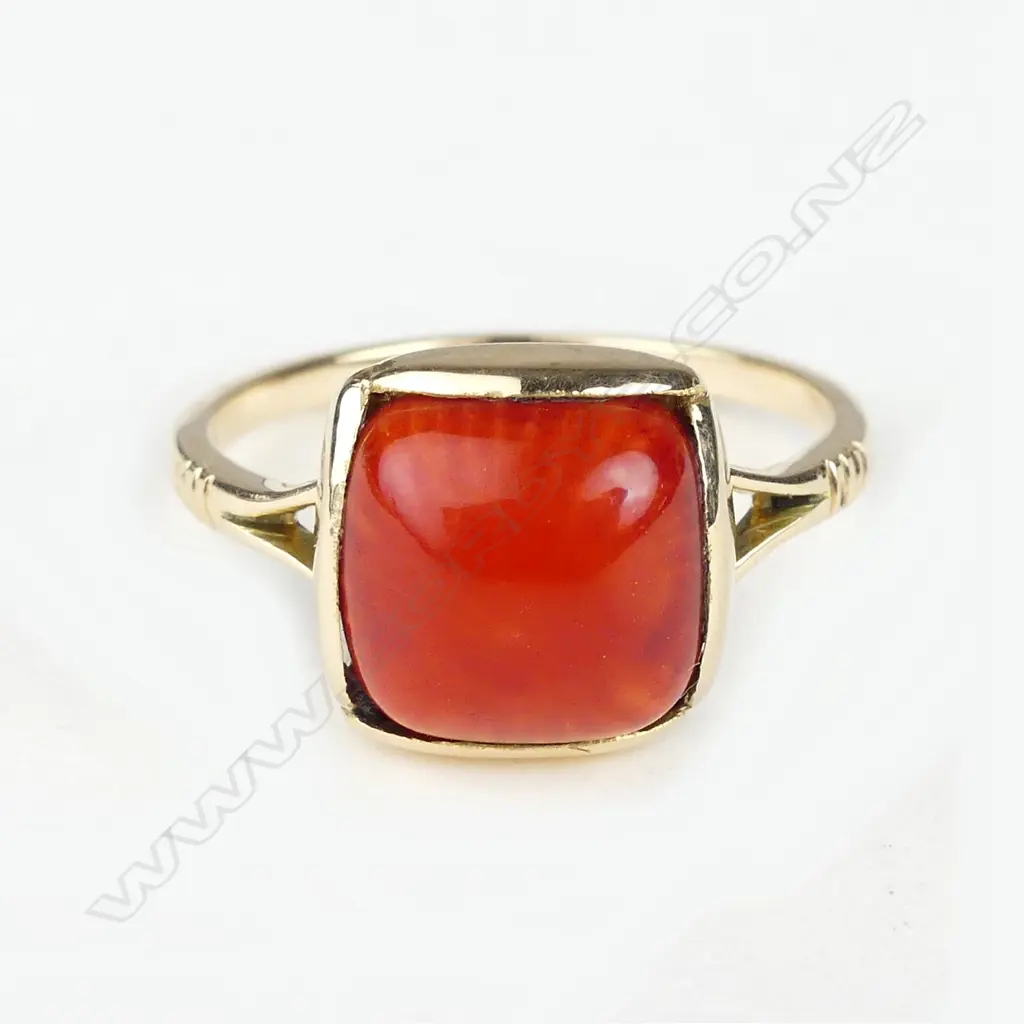 A 14ct. yellow gold and red coral dress ring Image 1++