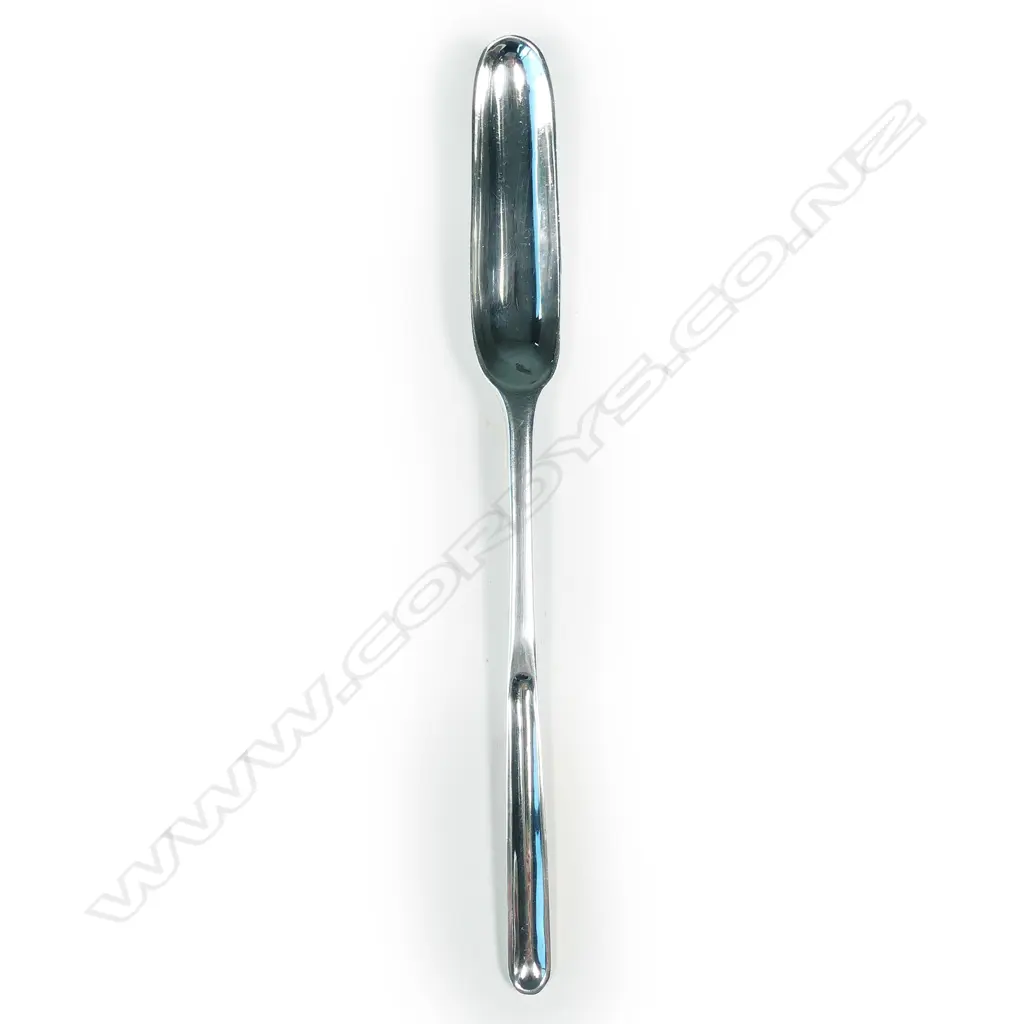 A rare Queen Anne period silver marrow scoop Image 1++