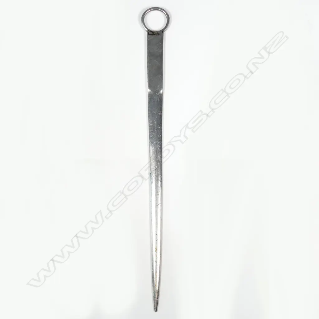 A late George III Scottish silver meat skewer Image 1++