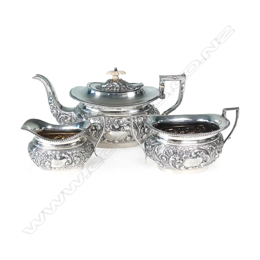 An Edwardian silver tea set Image 1++