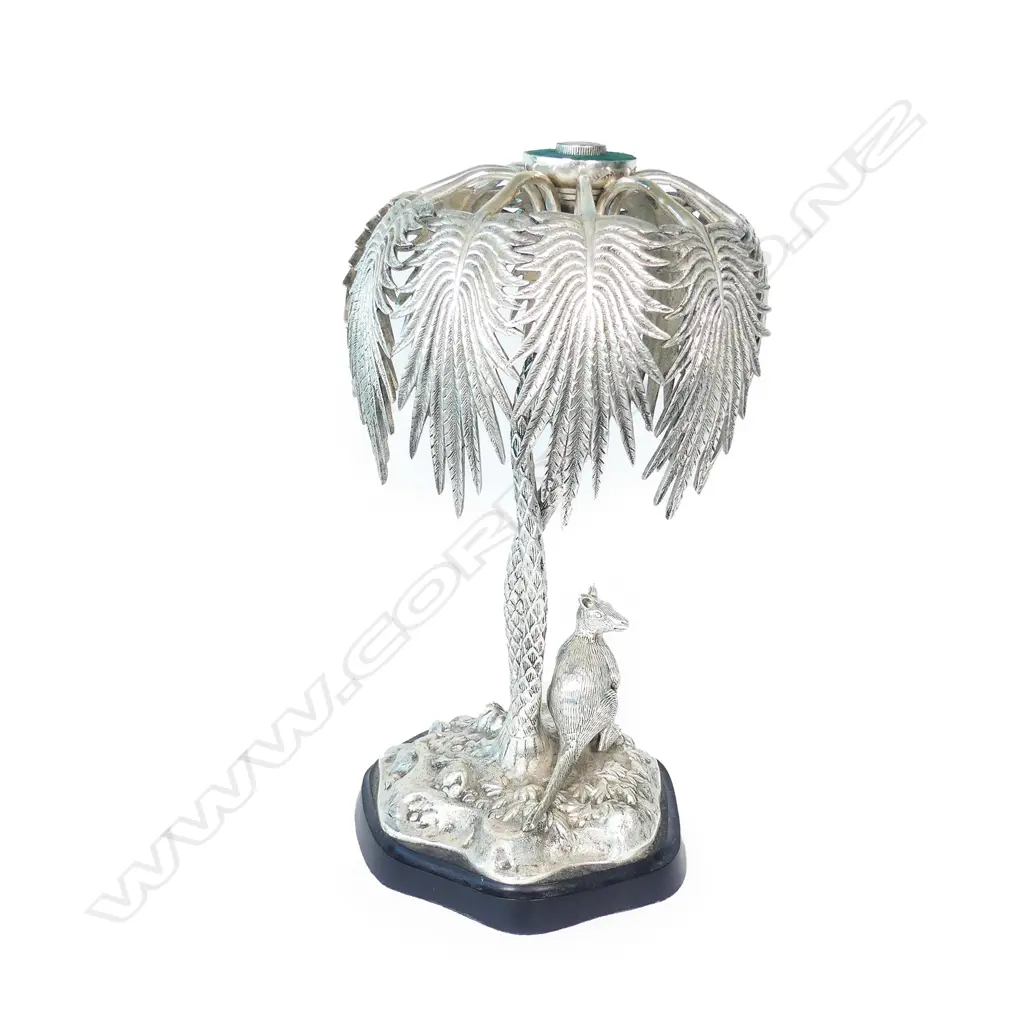 An Australian themed table centrepiece Image 1++