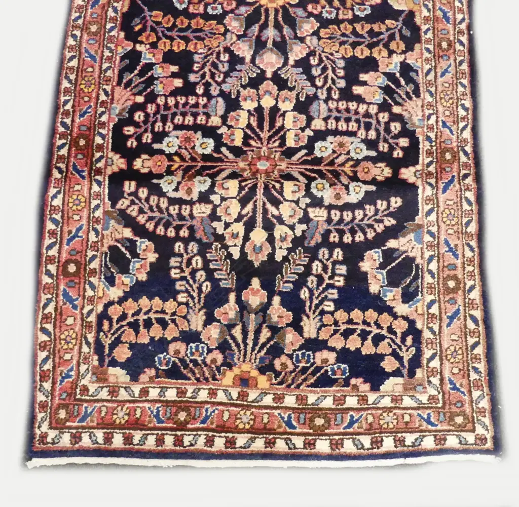 A Persian Hamadan hand knotted runner Image 1++