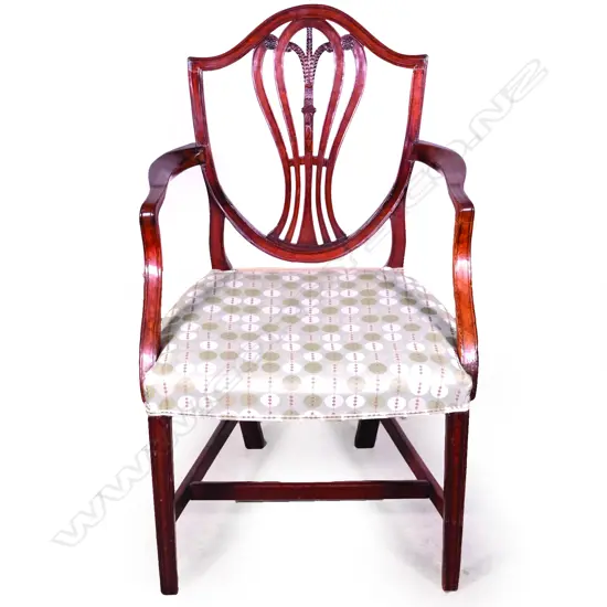 A Georgian period Hepplewhite mahogany carver