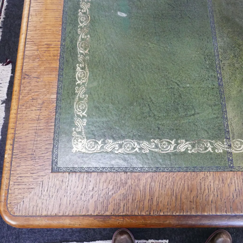 A late Victorian oak partners desk Image 1++