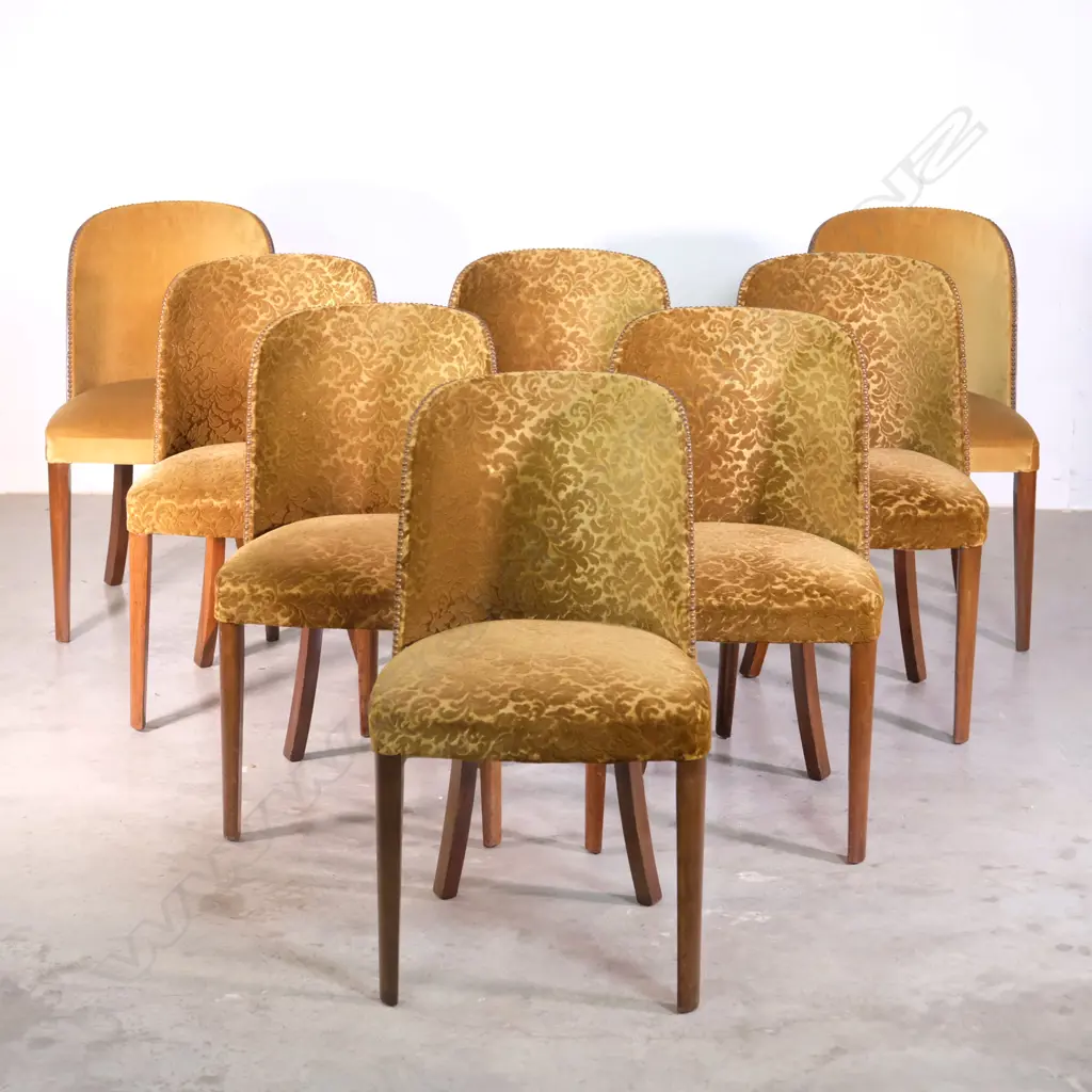 An impressive Art Deco walnut dining suite Image 1++