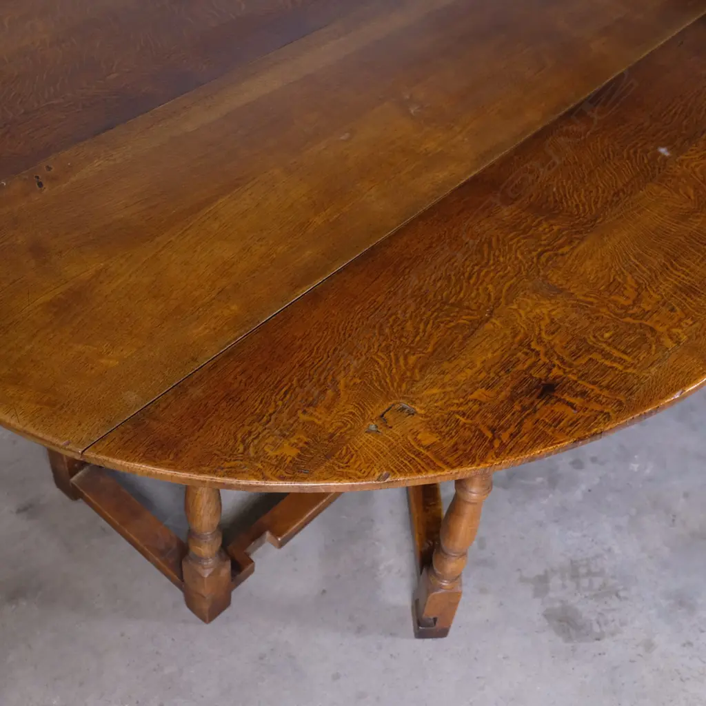 An early 20thC oak 'Irish wake' table Image 1++