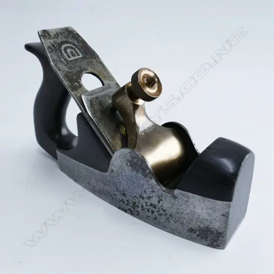 A 7¼” Mathieson coffin walled smoothing plane