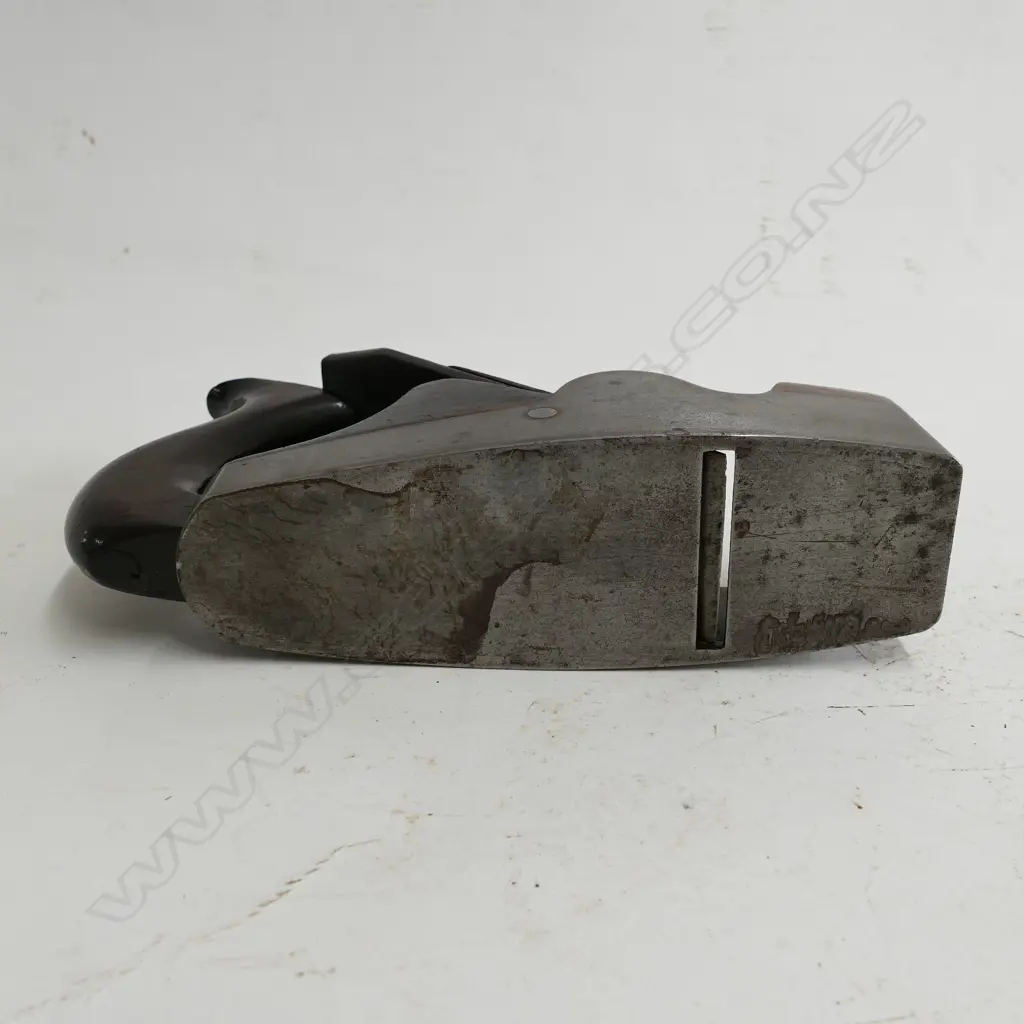 A 7½" Spiers coffin shaped smoothing plane Image 1++